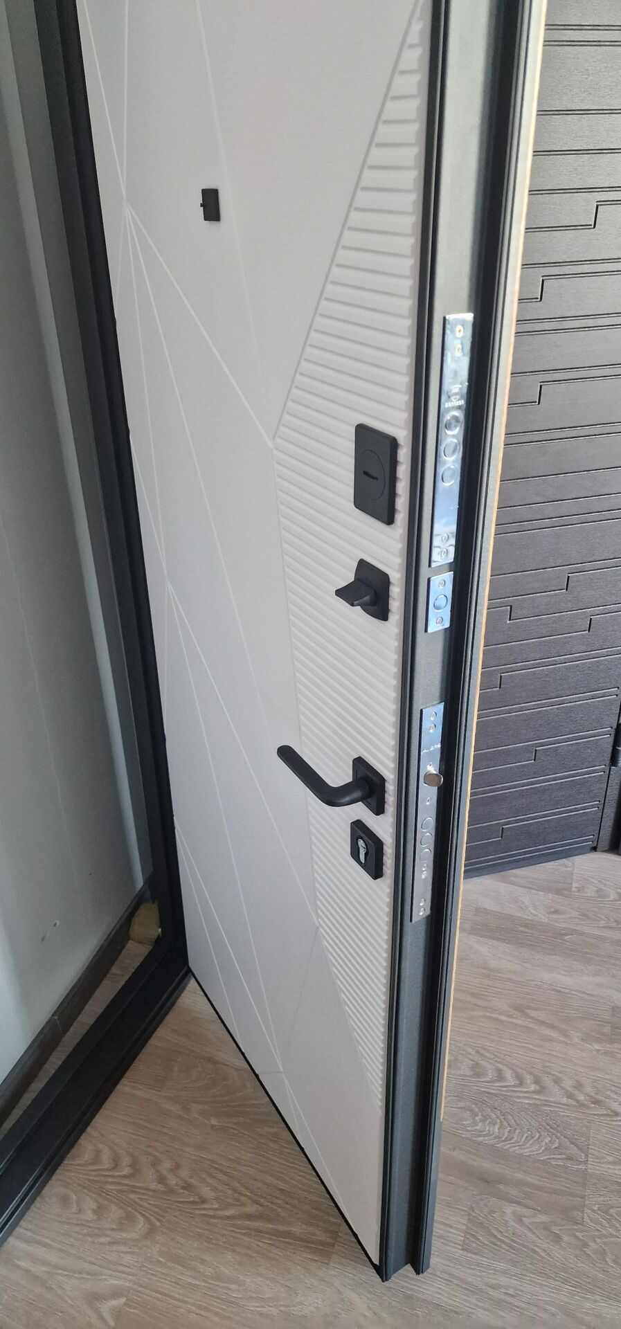 20230605_162716-scaled